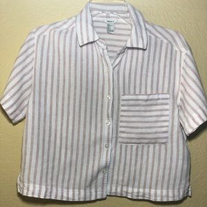 Forever 21 Semi Cropped Button Up